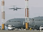 Бишкек добивается межгосударственного договора о поставках топлива на авиабазу США "Манас"