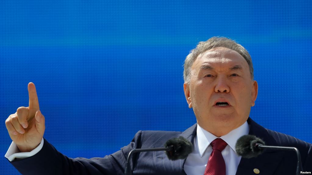 Одобрен проект с «правом Назарбаева пожизненно возглавлять Совбез»