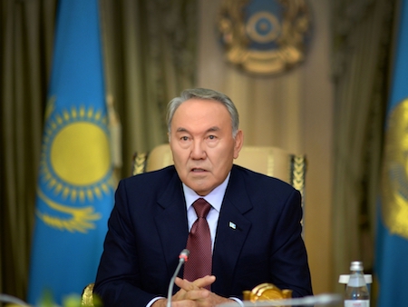 Казахстан пытается оправдываться за допуск США на Каспий