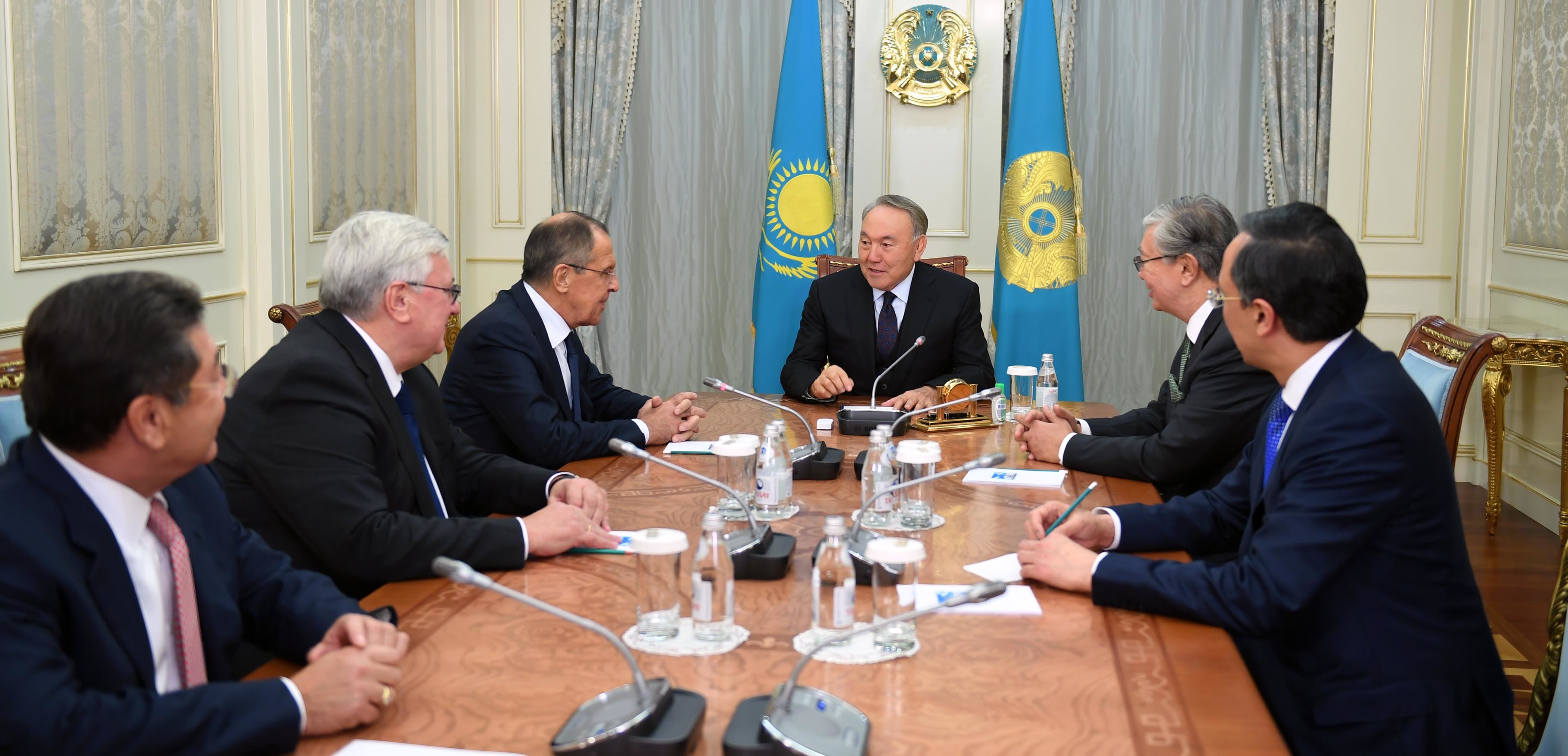 "Ни одного счастливого не видел": с какими миллиардерами встречался Назарбаев
