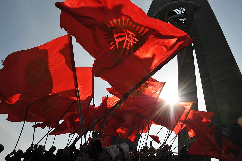 Зачем Киргизии «день резни», а Казахстану - латиница