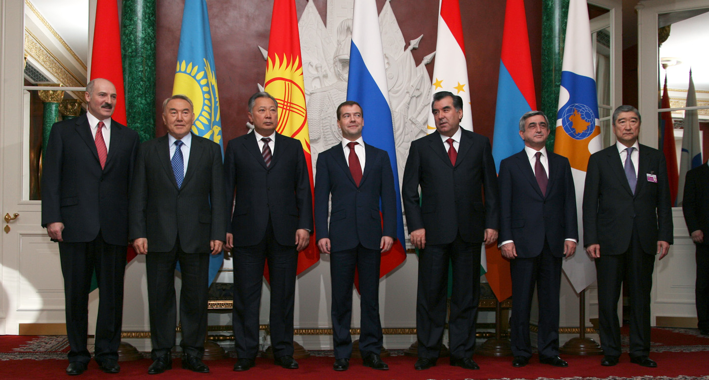 В Минске пройдут два саммита: ЕврАзЭС и "тройки" Таможенного союза