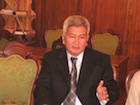 Феликса Кулова предали соратники. Киргизская оппозиция обвиняет власть в подкупе депутатов.