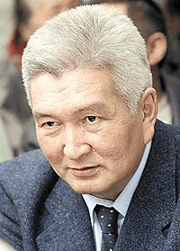 Бывший премьер-министр Киргизии Феликс Кулов