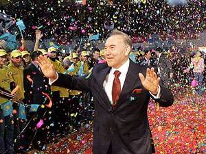 Отказ Назарбаева от продления власти – часть сценария, считает оппозиция