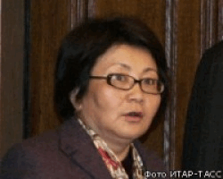 Р.Отунбаева пообещала провести выборы в Киргизии